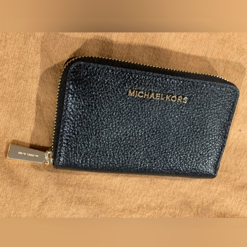 MK black pebble wallet